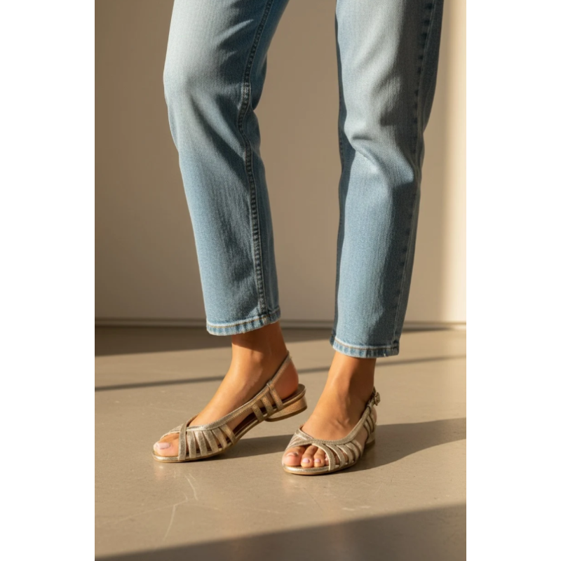 ITALIA Skinnende Slingback sandaler - Golden