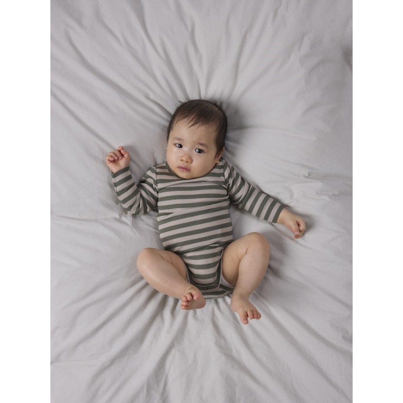 NAME IT BABY Banio langærmet body - Dusty Olive PURE CASHMERE