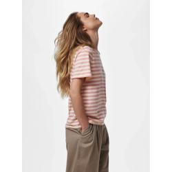 PIECES Ria kortærmet multicolor stribet t-shirt - French Vanilla / Sea Pink