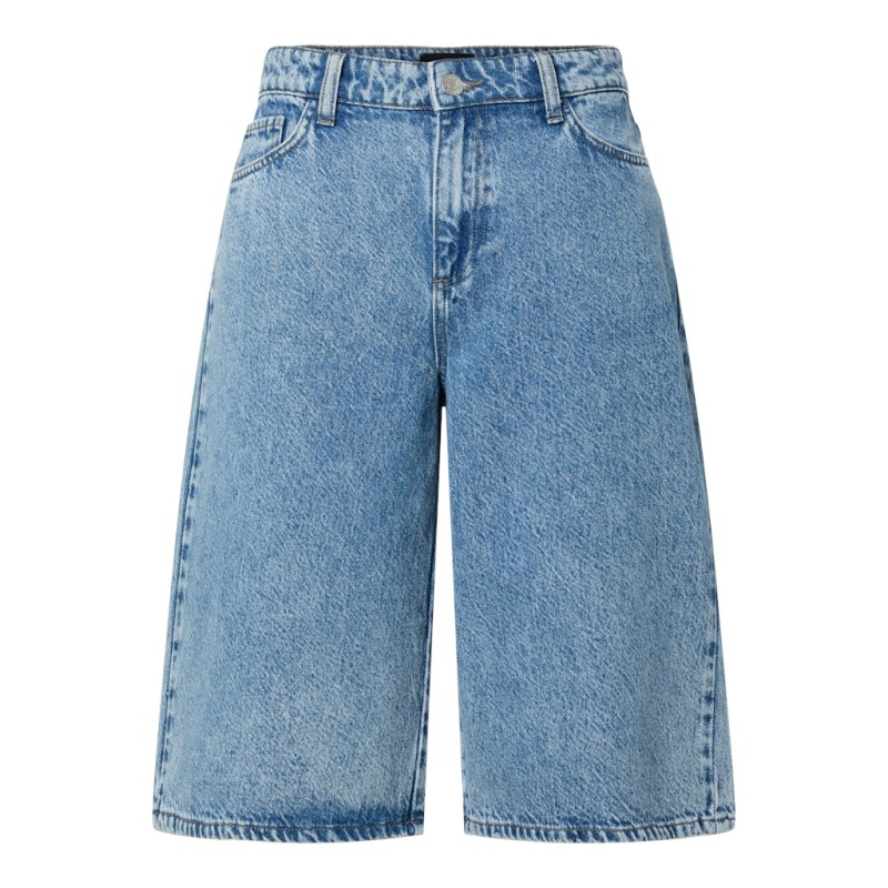 PIECES Sky mellem taljet skater denim shorts - Medium Blue Denim