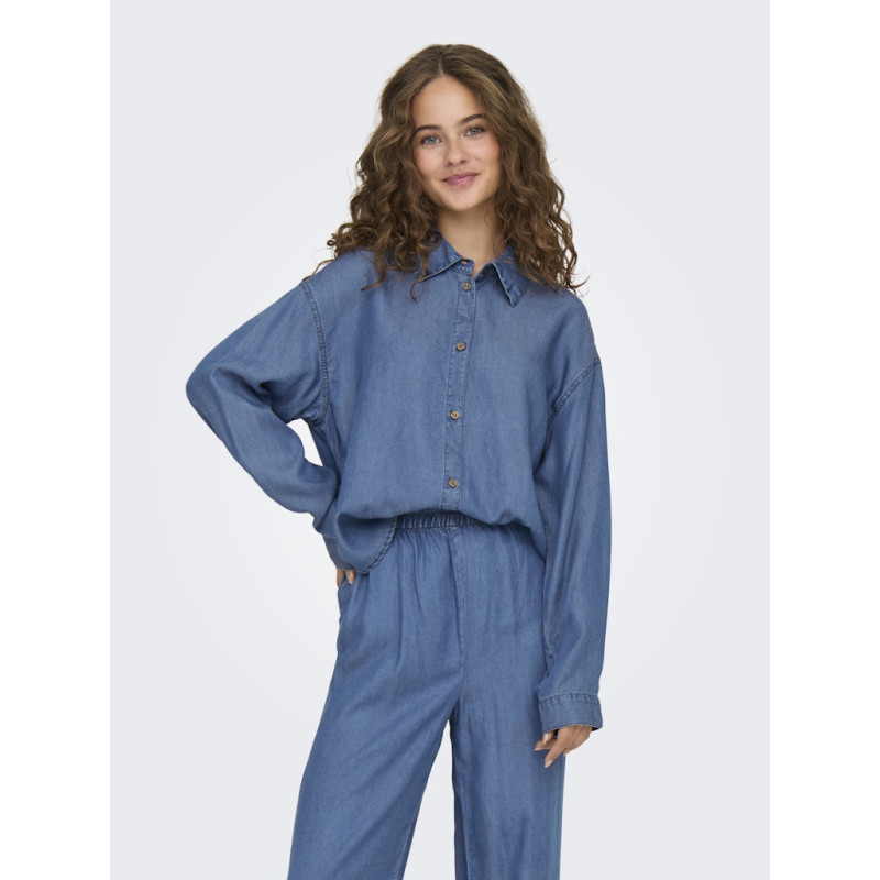 ONLY Charis Life Skjorte - Medium Blue Denim ONLY Charis Life Skjorte - Medium Blue Denim