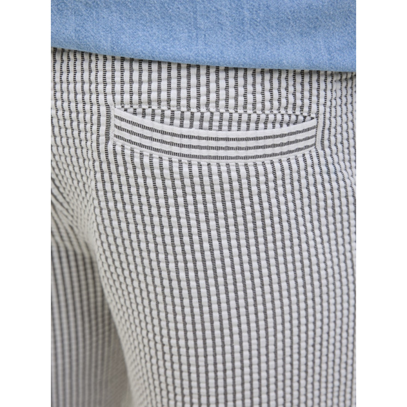JACK & JONES Karl May Jogging Shorts - Dark Navy / Cloud Dancer JACK & JONES Karl May Jogging Shorts - Dark Navy / Cloud Dancer