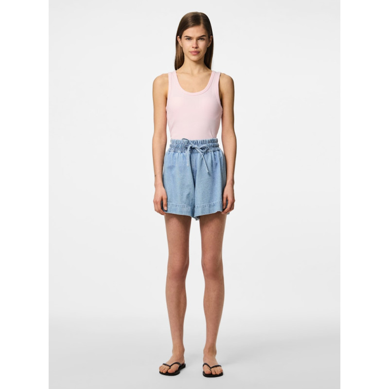 PIECES Flora Denim Shorts - Light Blue Denim PIECES Flora Denim Shorts - Light Blue Denim