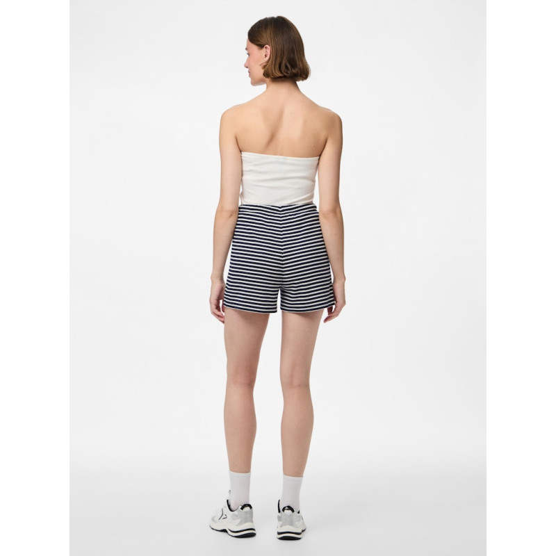 PIECES Soffi Shorts - Maritime Blue PIECES Soffi Shorts - Maritime Blue