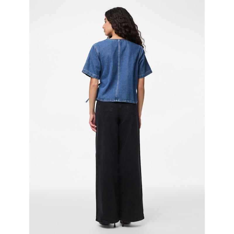 PIECES Fibbo S/S Denim Top - Medium Blue Denim PIECES Fibbo S/S Denim Top - Medium Blue Denim